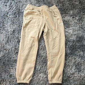 North face sweatpants size L